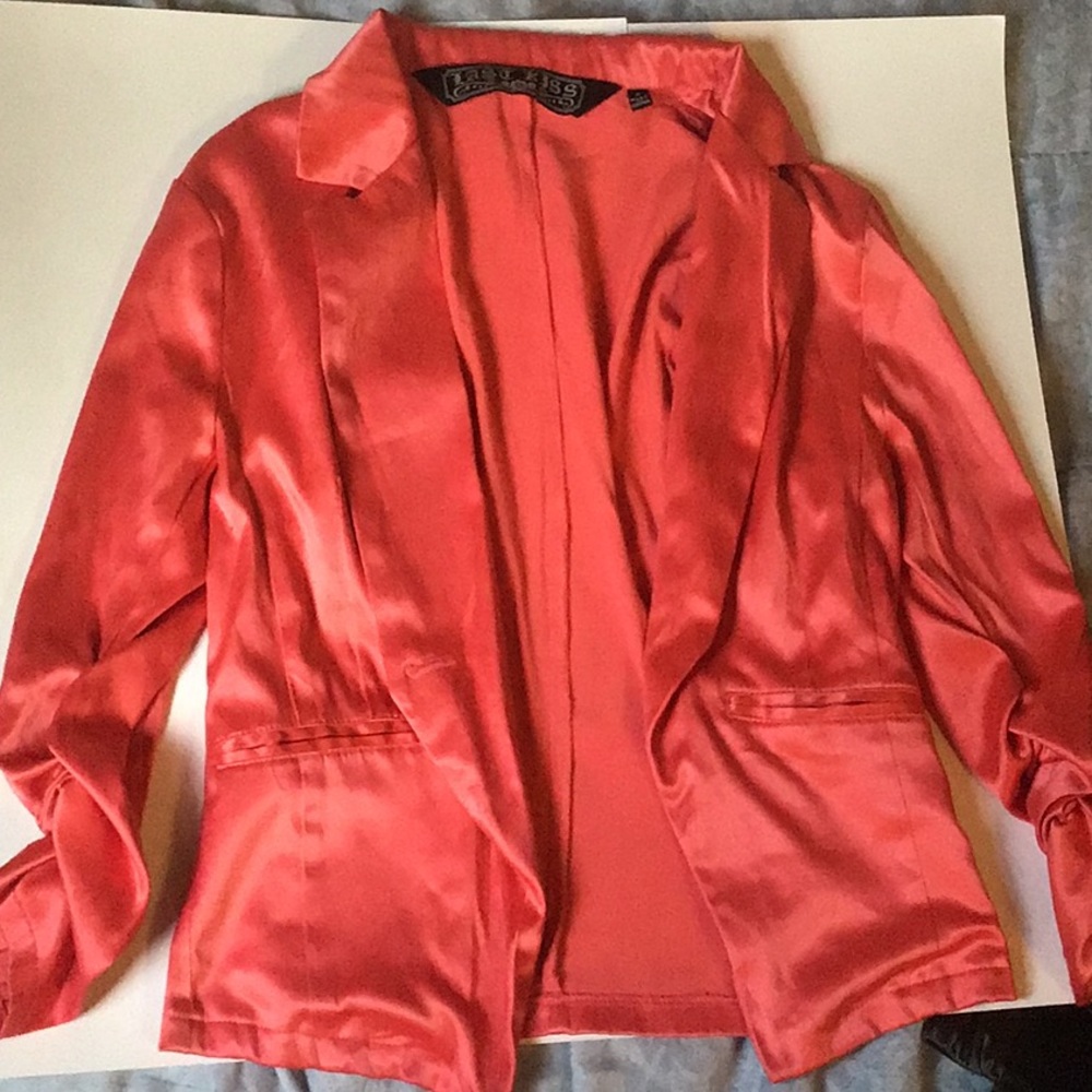 Peach Satin Blazer❤️🧡